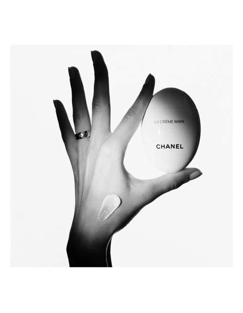 chanel les mains|Chanel main nourish cuticles.